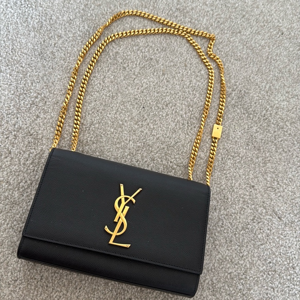 Saint Laurent KATE SMALL IN GRAIN DE POUDRE EMBOSSED LEATHER